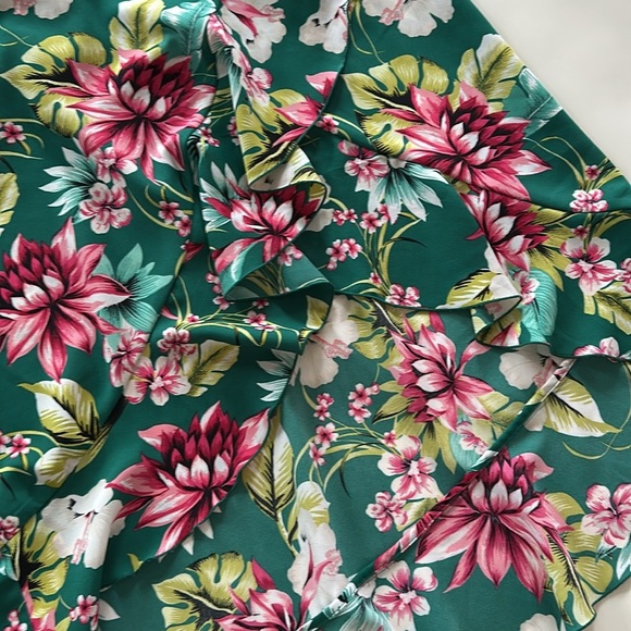 Bar III Tropical Green and Pink Floral Skirt - Picture 4 of 7